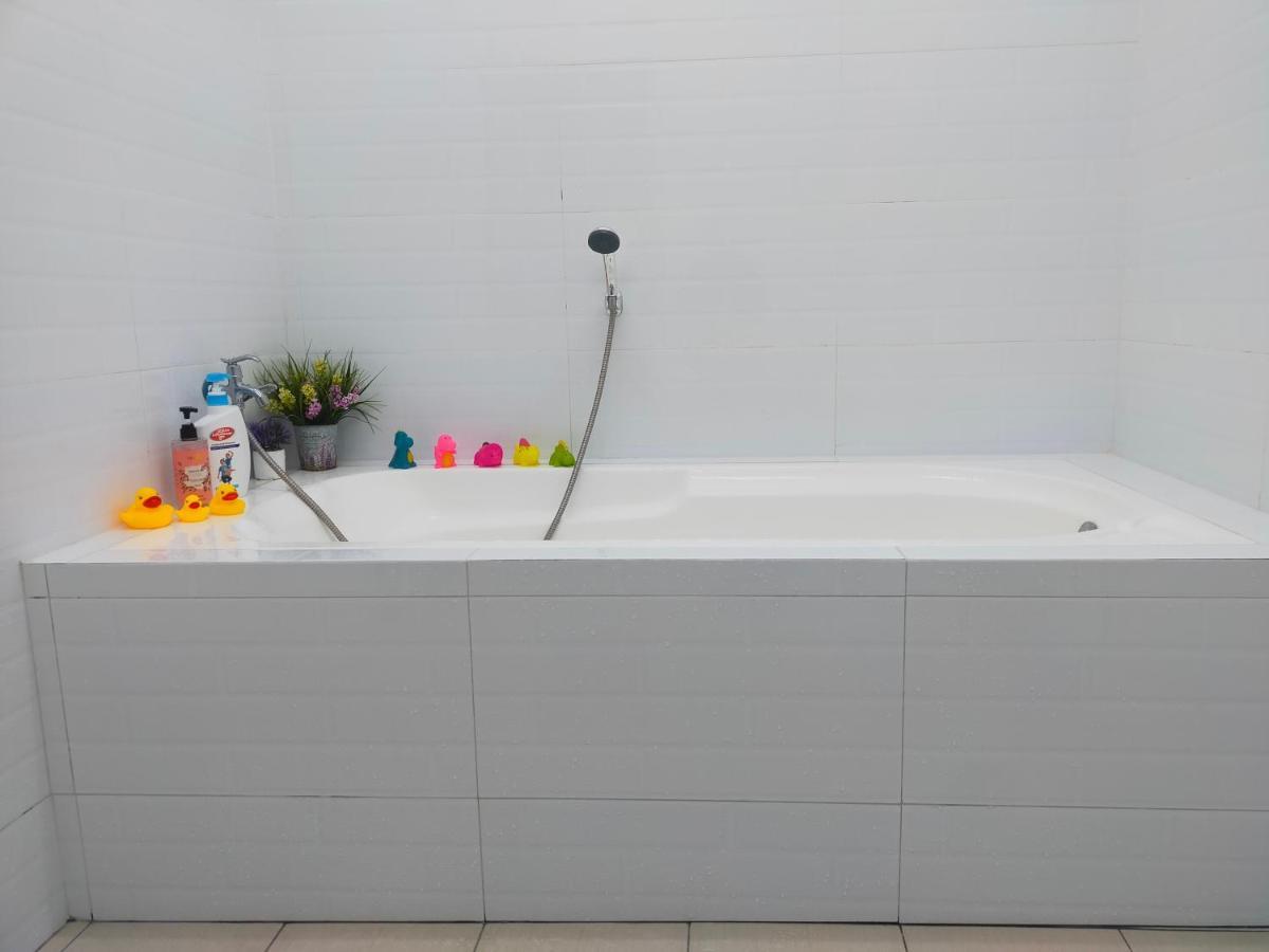 D'Port Dicksonmuslimonly Homestay Eksteriør billede